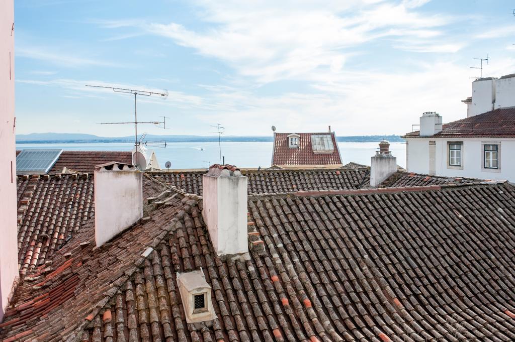 Portas Do Teatro Apartments Lisboa الغرفة الصورة